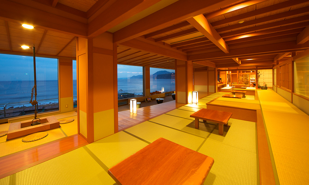 ロビーラウンジ「こらっしぇー」